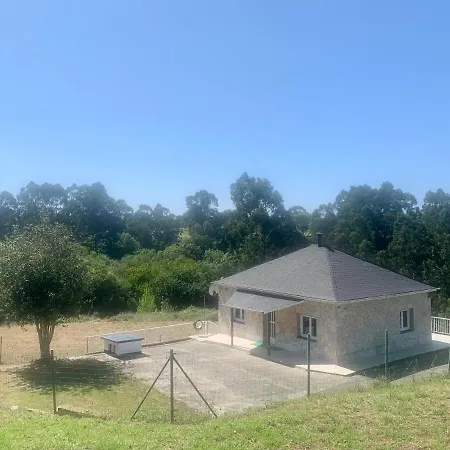 Dom wakacyjny La De Pisones Gijón